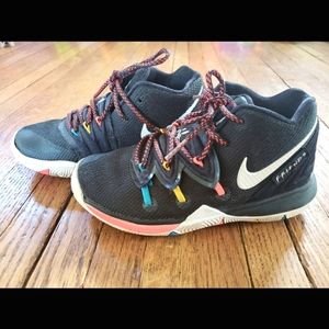 Boys Nike Kyrie Friends Sneakers